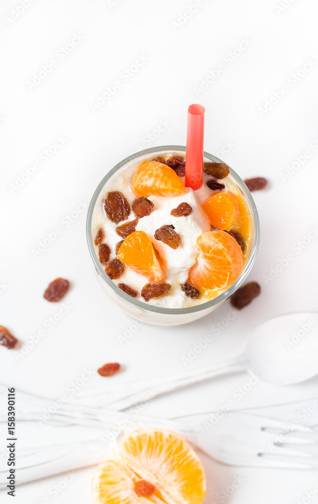 Dessert fruit yogurt Fresh fruit tangerine raisins Dessert fruit yogurt Fresh fruit tangerine raisins