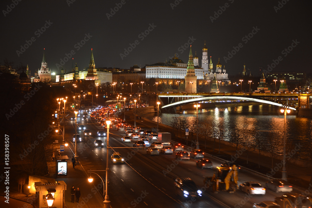 Moscow river and the Moscow Kremlin at night.