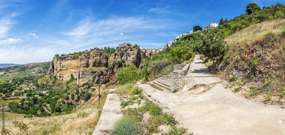 Obraz premium View of valley below the city of Ronda
