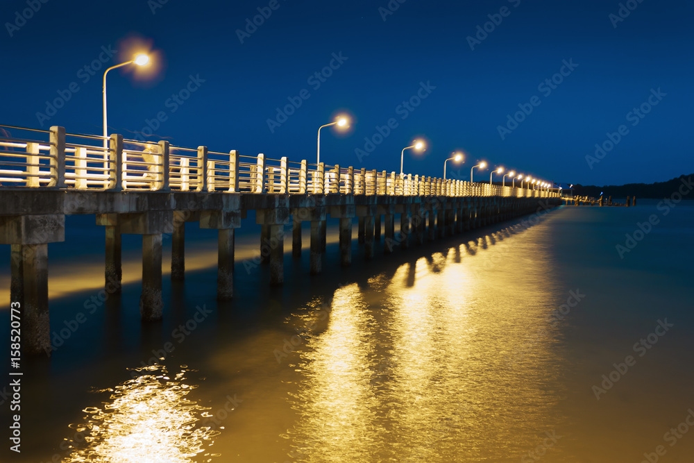 Fototapeta premium Pier on the sea at night