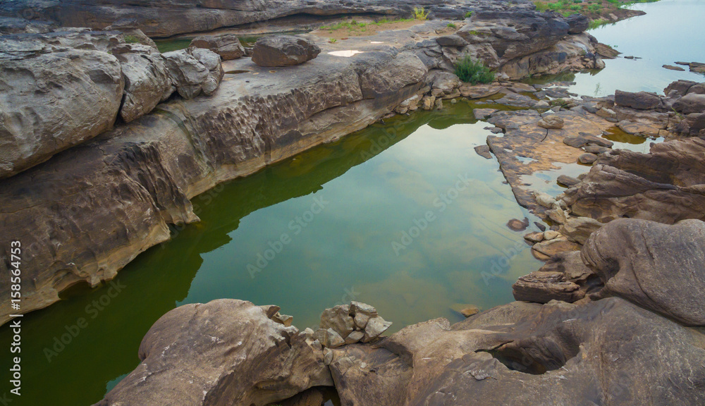 Fototapeta premium 3000 bok unseen beautiful rock of Mekong
