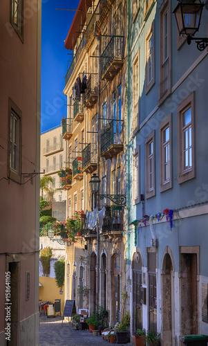Lisbon / Streets of Lisbon / painting depicting stunning buildings and architecture in Lisbon
