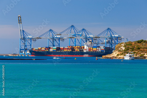 Malta. Marsachlokk. Container terminal.