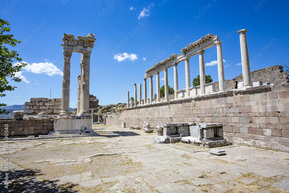 Naklejka premium Bergama Antik Kenti