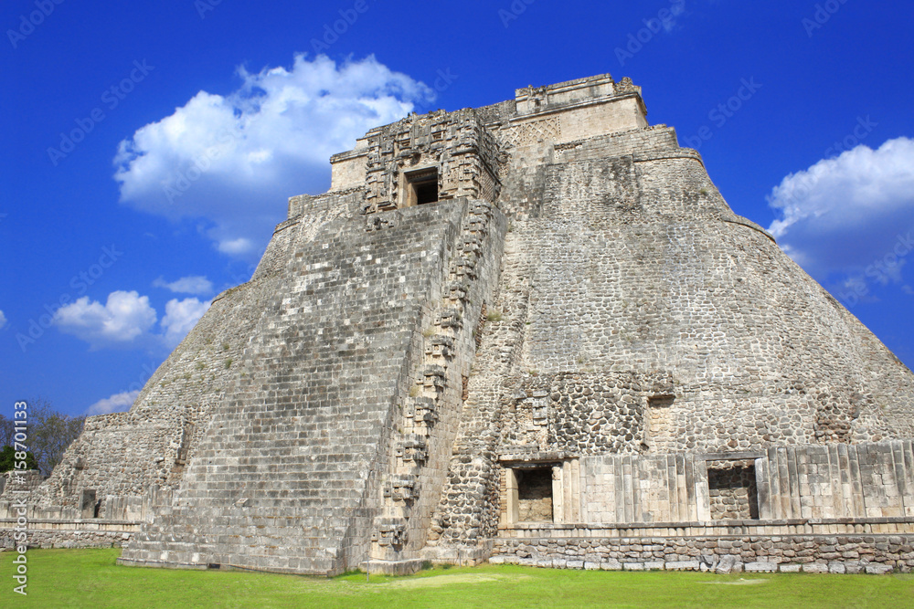Pyramid of the Magician, Uxmal, Yucatan, Mexico Pyramid of the Magician, Uxmal, Yucatan, Mexico