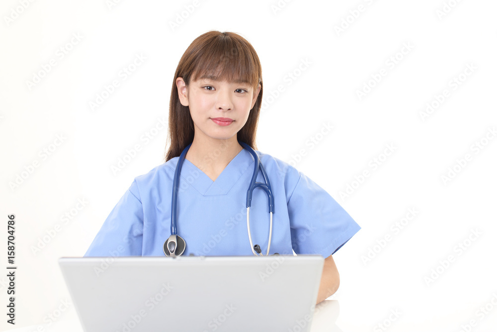 微笑む女医 微笑む女医