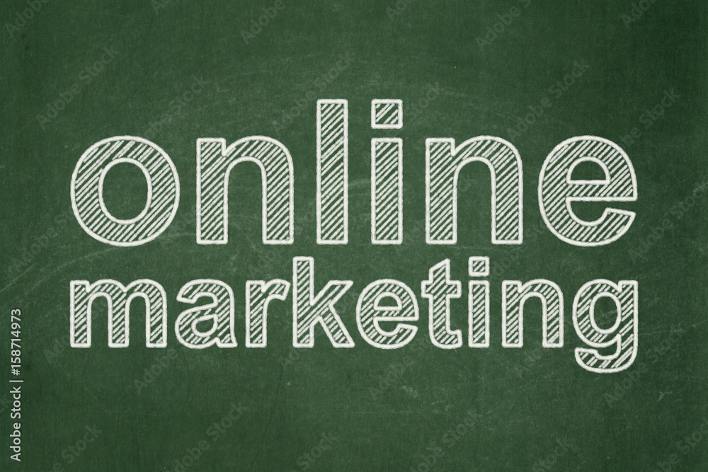 Obraz premium Advertising concept: Online Marketing on chalkboard background