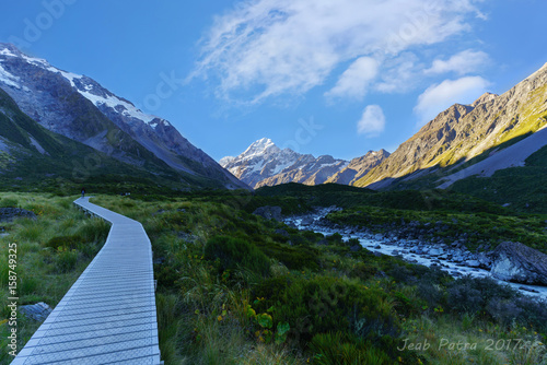 Hooker Valley Track , the most popular short walking track within the Aoraki/Mount Cook National Park , South Island of New Zealand