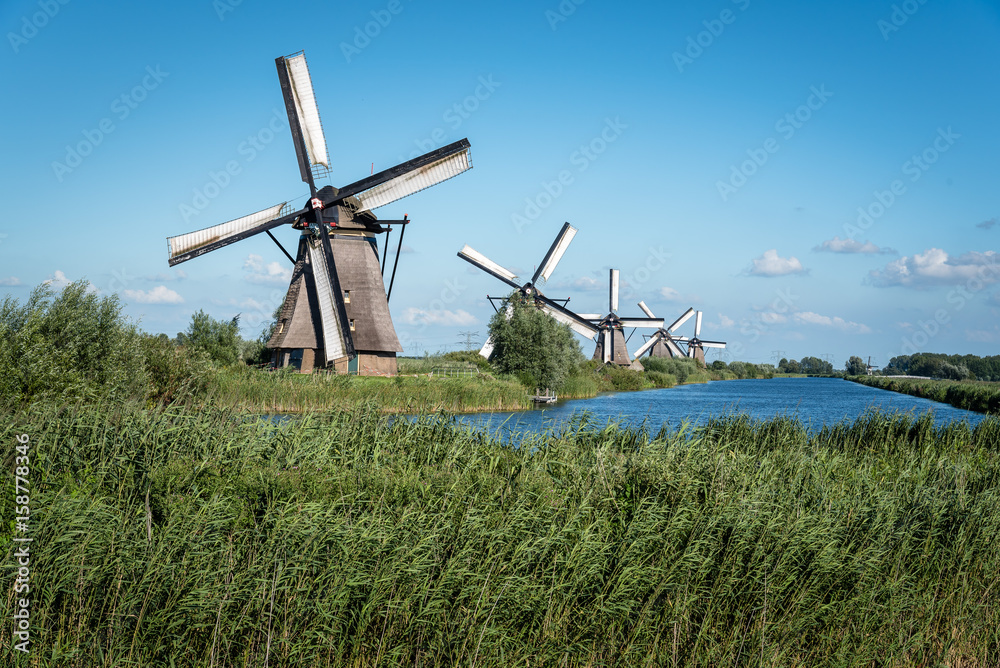 Beautiful dutch windmill landscape at Kinderdijk in the Netherlands