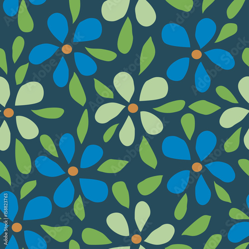 Floral pattern with small f...