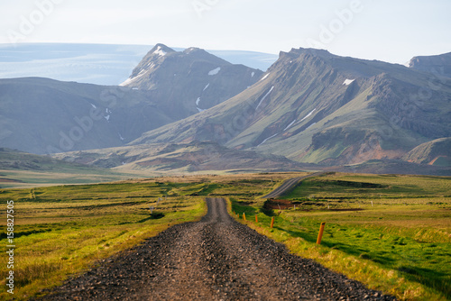 Dirt road in the mountains of Iceland © Oleksandr Kotenko