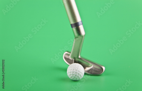 putter and Golf ball