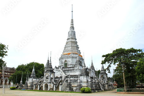 Many White Pagoda in Thai T...