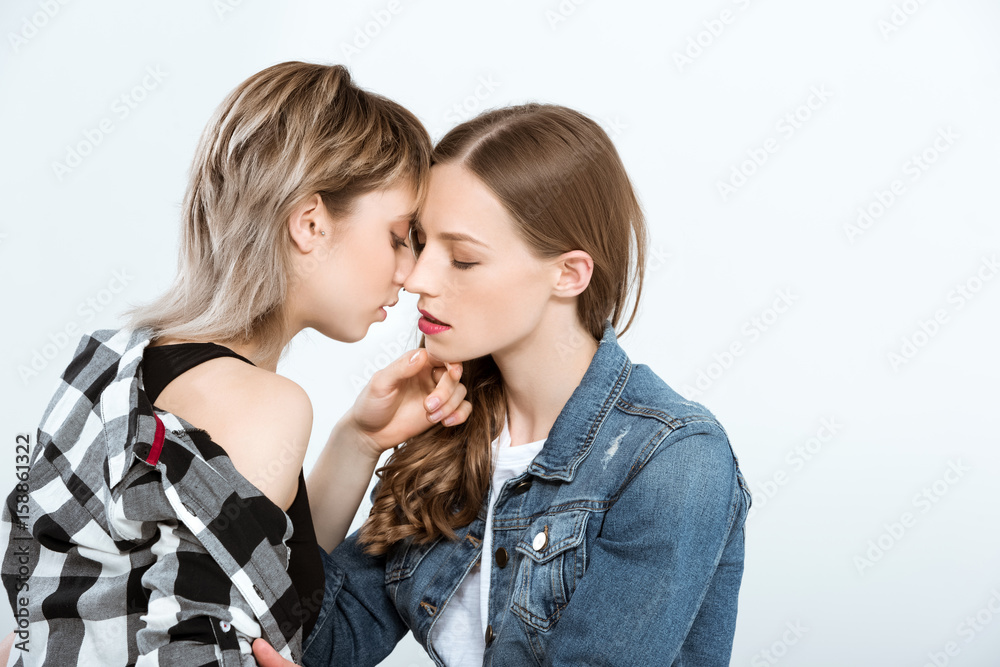 Teen Hot Lesbians