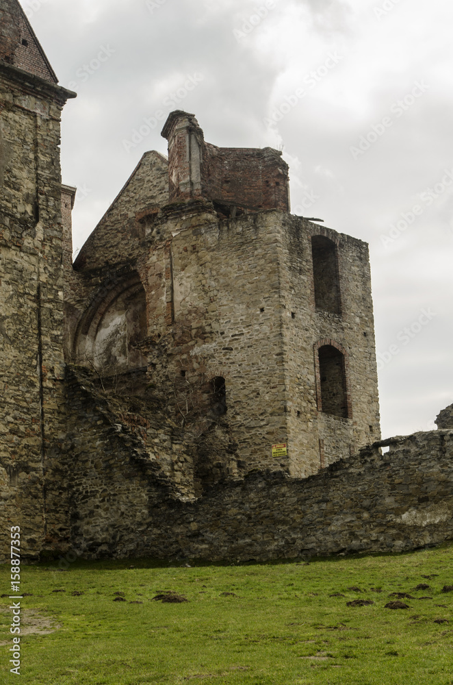 ruiny klasztoru 