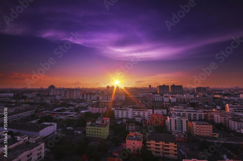 The scenery in the evening of the city is colorful