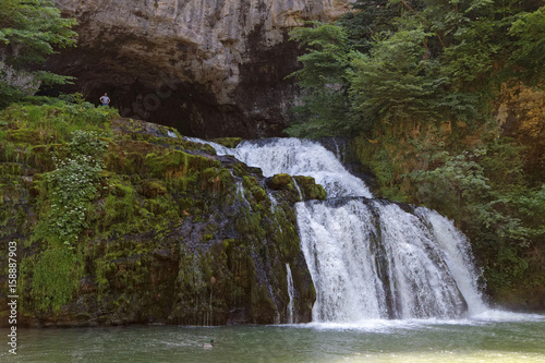 Cascades aux source du Lison, dans le Doubs