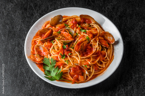 ボンゴレパスタ　Spaghetti with clam and tomato 