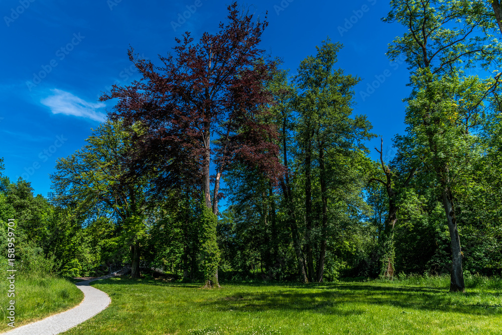 Öffentlicher Park in Abensberg in Niederbayern