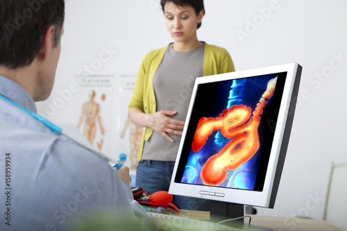 Fotografi Models On screen, x-ray of the colon with a barium enema