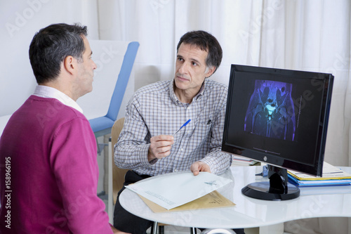 Принти на полотні MRI of a male pelvis showing the bladder and the prostate