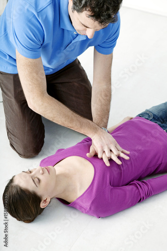First aid techniques In case of cardiac arrest, chest compressions and artificial respiration must be performed