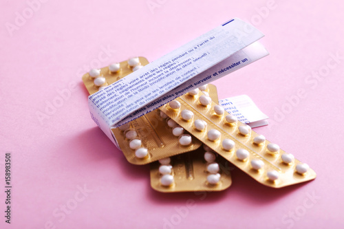 Obraz na plátně 3rd generation contraceptive pills