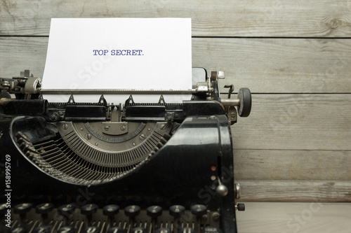 alte schreibmaschine - top secret