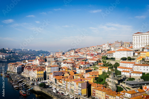 Fototapeta Naklejka Na Ścianę i Meble -  old town of Porto and river, Portugal, Europe