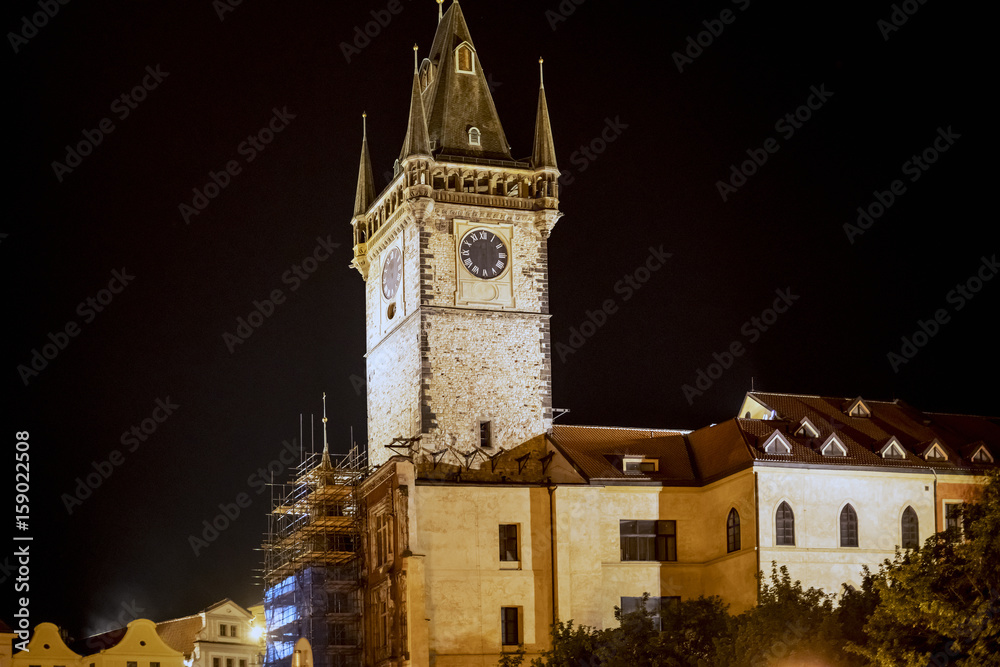 Night view of the astronomical clock tower in Old Square (Staromestske Nam.) In Prague