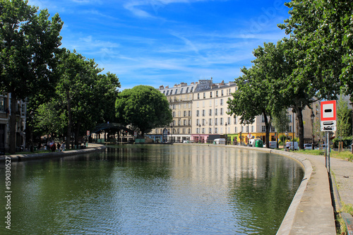Paris - Le long du Canal Saint-Martin