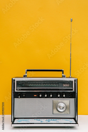 World zone multiband radio