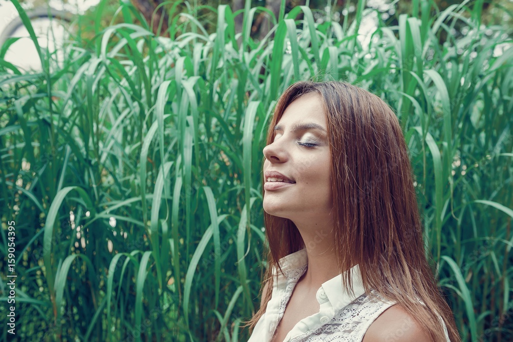 Fototapeta premium Girl in summer park