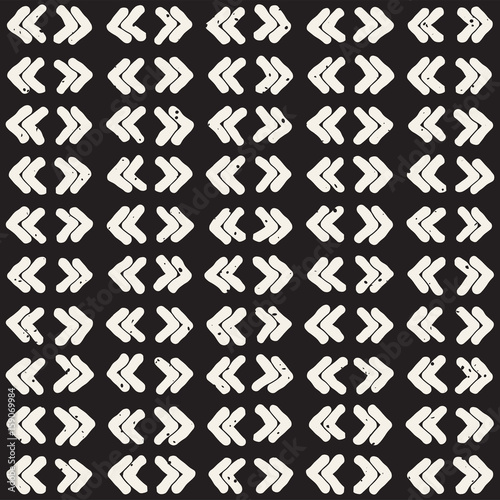 Hand drawn style ethnic seamless pattern. Abstract geometric tiling background in black and white. Vector freehand doodle texture.