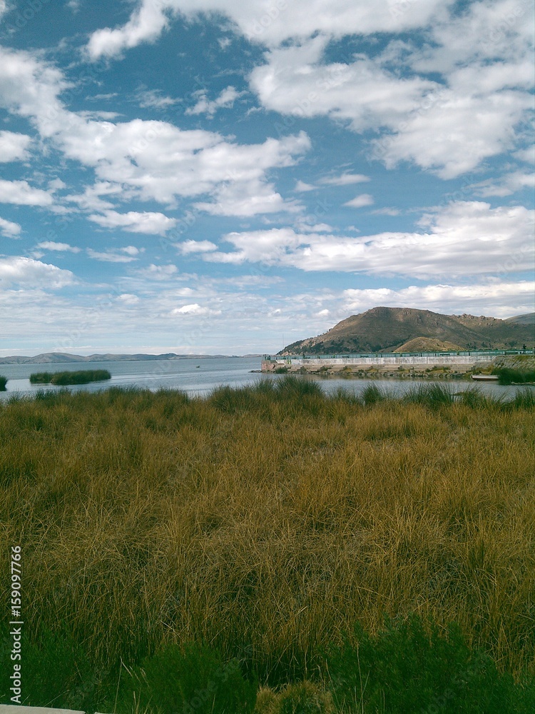 orilla del lago titicaca (peru)
