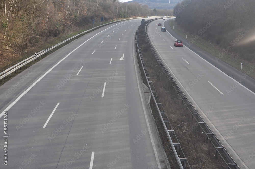 Fototapeta premium Autobahn im Frühling