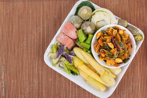 Фотография shrimp paste chili sauce with blanching vegetables, food