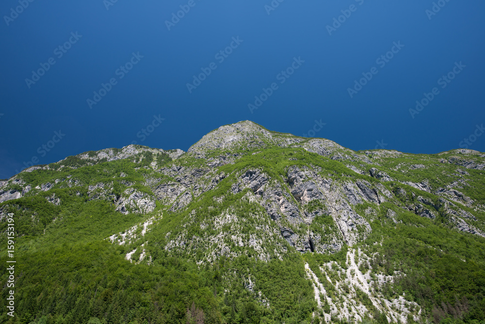 Obraz premium High mountain under blue sky
