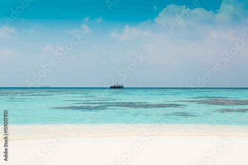 Fotografie, Obraz Maldives,  tropical sea background 3!