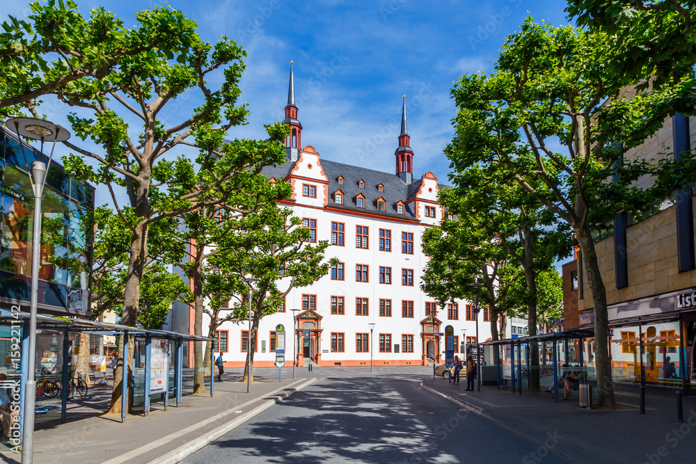 Fototapeta premium Alte Universität in Mainz, Rheinland-Pfalz, Deutschland. 11 Juni 2017.