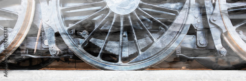 Fotografía Steam locomotive wheels or steam train wheels