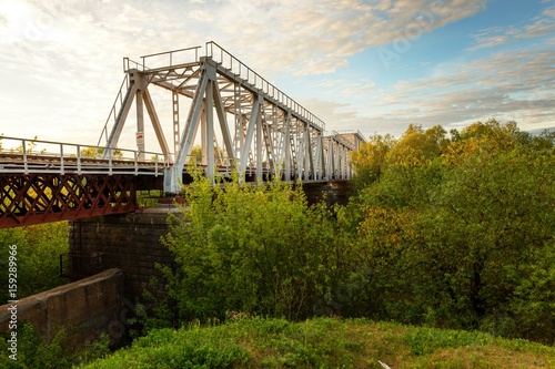 Obraz na plátně An Iconic Old Metal Truss Railroad Bridge