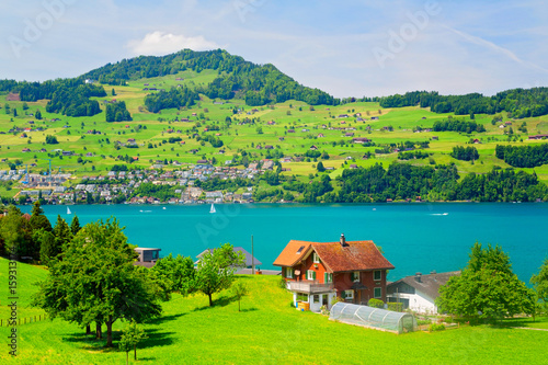 Vierwaldstättersee, Schweiz photo