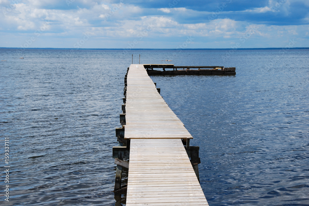 Fototapeta premium Wooden bathing pier