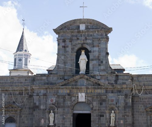 Foto Église Notre-Dame-du-Mont-Carmel de Basse-Terre