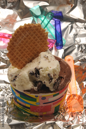 আইসক্রিম Jäätelö Պաղպաղակ Ledai Akullorja Ice Lody cream Fagylalt Helado Мороженое Gelato Zmrzlina Gelateria Sladoled 冰淇淋 Speiseeis Dondurma Kem thực phẩm مثلجات