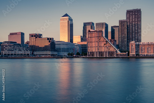 Wallpaper Mural Soutwark financial London district Torontodigital.ca