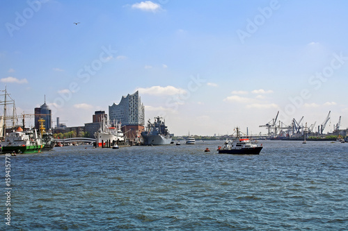 Hamburg port view with new Elbphilharmonie building © yuri4u80