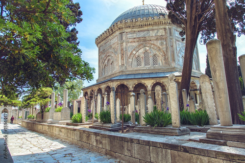 Картината върху платно Suleymaniye Mosque Cemetery with tomb of sultan Suleyman