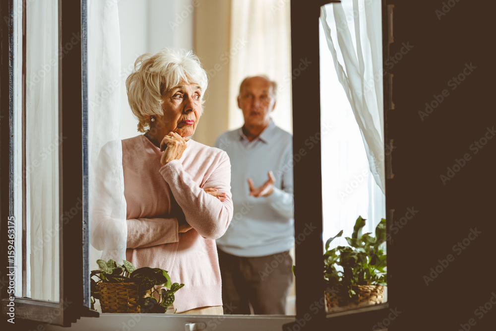 Woman giving husband silent treatment Woman giving husband silent treatment